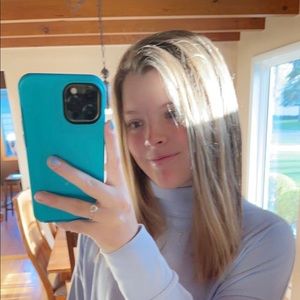 Meet your Posher, Whitney